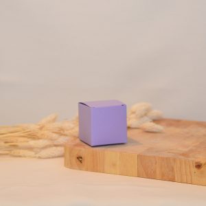 Kubusje of kubus doosje: Lavendel // Voor doopsuiker of suikerbonen // Lila paars