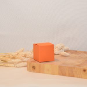 Kubusje of kubus doosje: Oranje // Voor doopsuiker of suikerbonen // Oranje