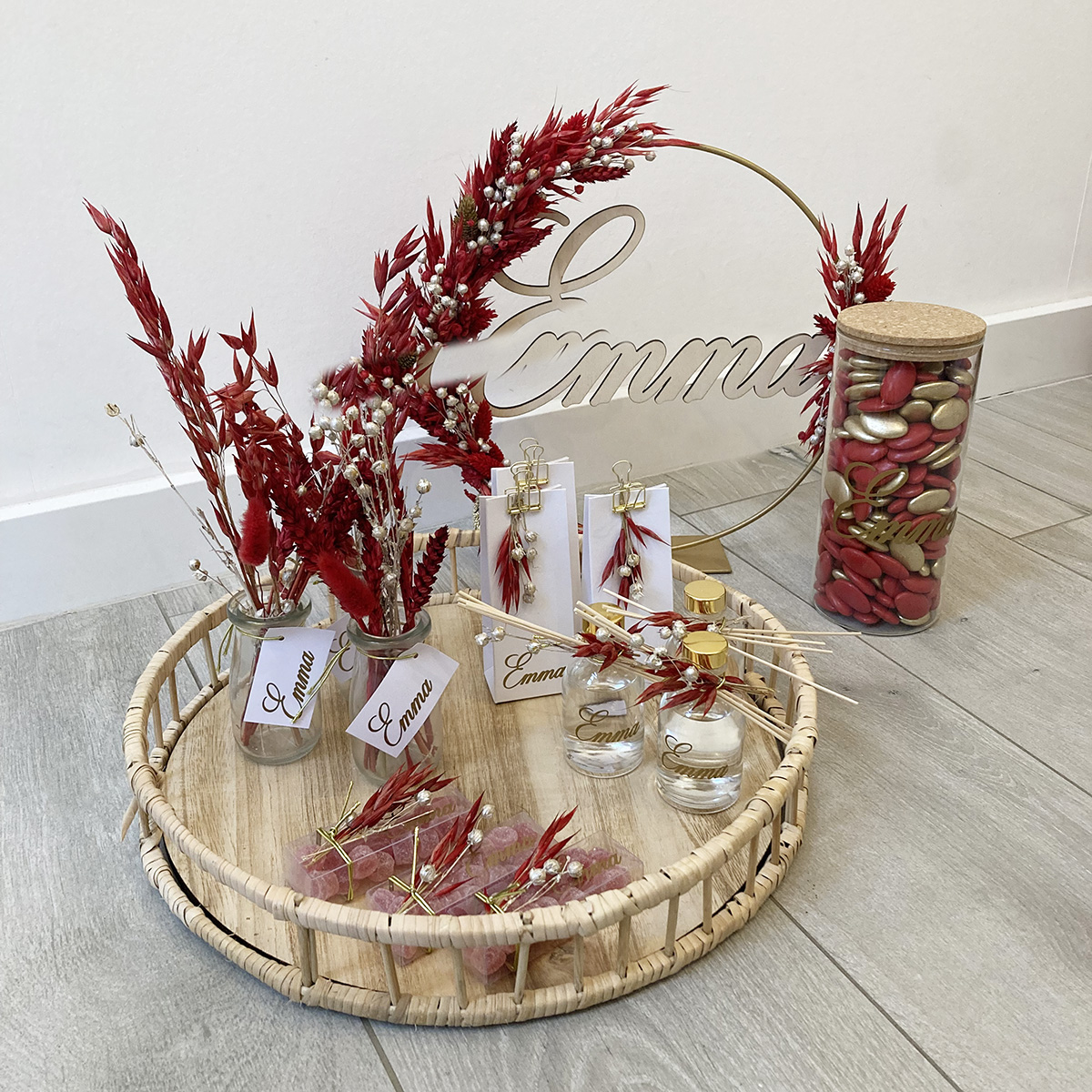 Doopsuiker van Emma - Accent rood goud met droogbloemen