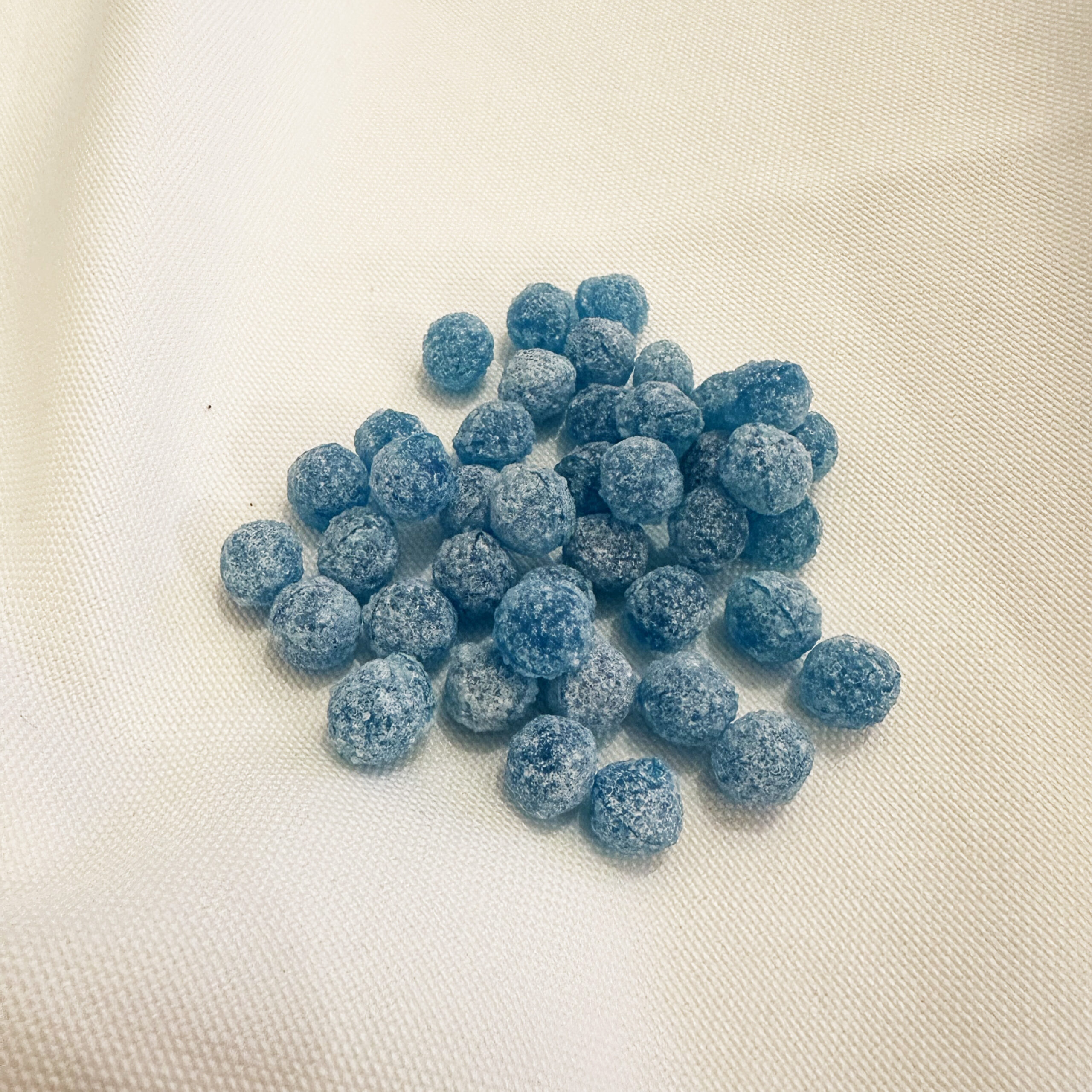 Suikerparels - Sugar drops blauw - Geboorte en huwelijk - Smaak: Ananas